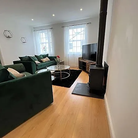 Princess Victoria Hideaway 호텔 3*